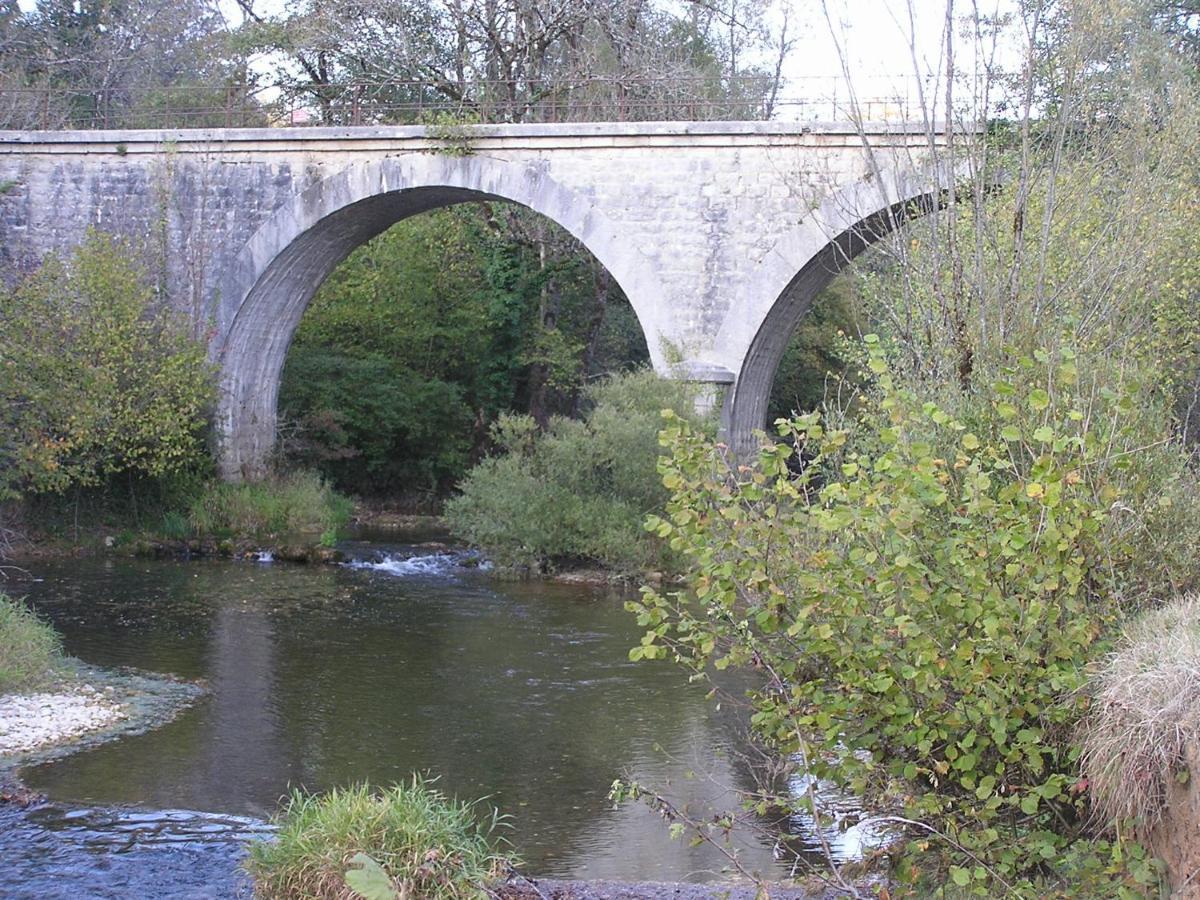 Gite De L'Ancheronne 12 Couchages Spa Lavans-sur-Valouse Dış mekan fotoğraf